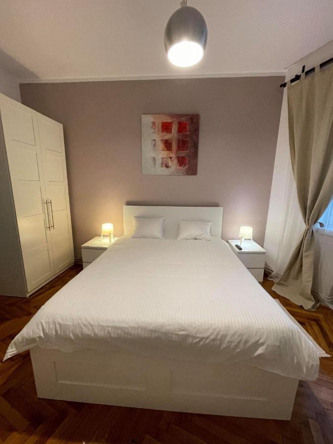 Interbellic Flat Apartment Bucharest Exterior photo